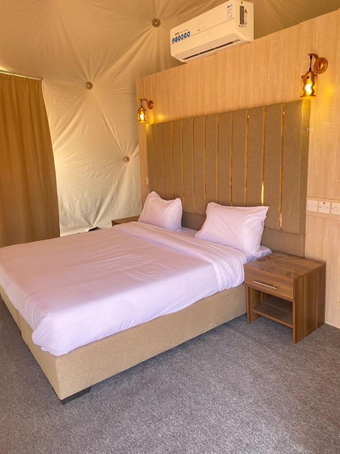 Tamim Luxury Wadi Rum Camp Bagian luar foto