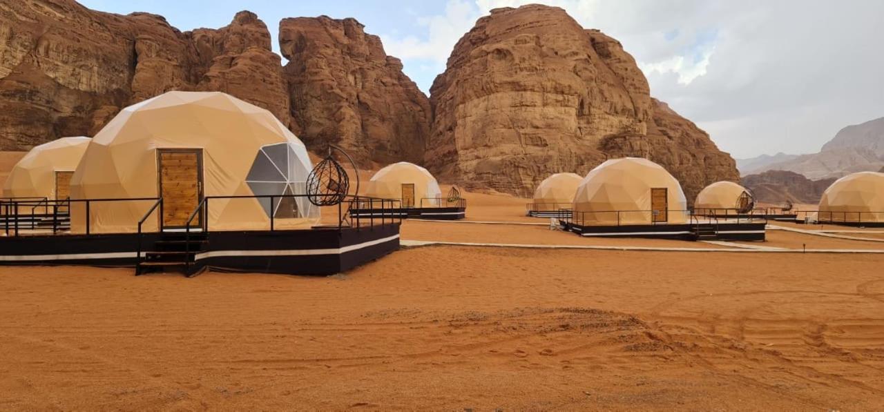 Tamim Luxury Wadi Rum Camp Bagian luar foto