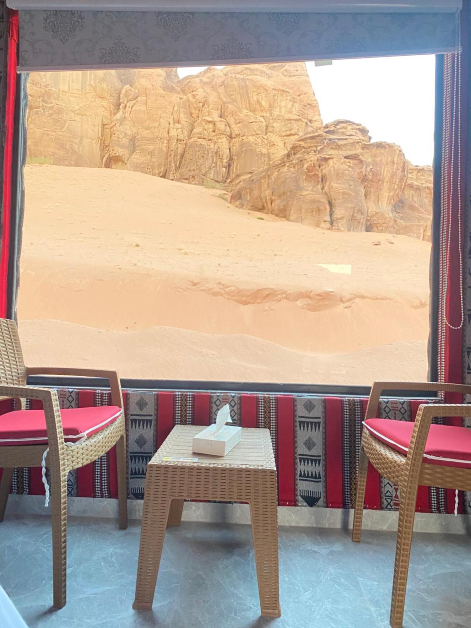 Tamim Luxury Wadi Rum Camp Bagian luar foto