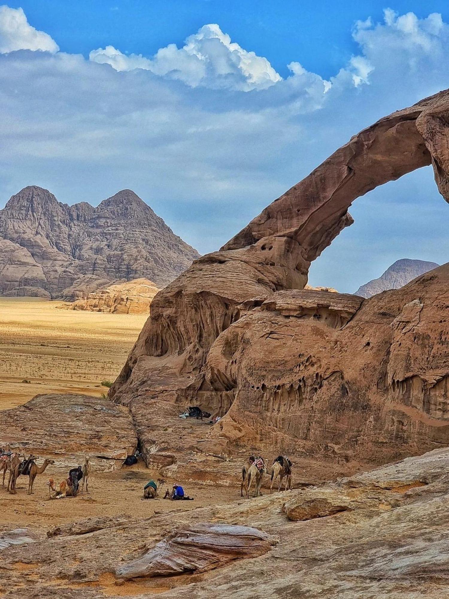 Tamim Luxury Wadi Rum Camp Bagian luar foto