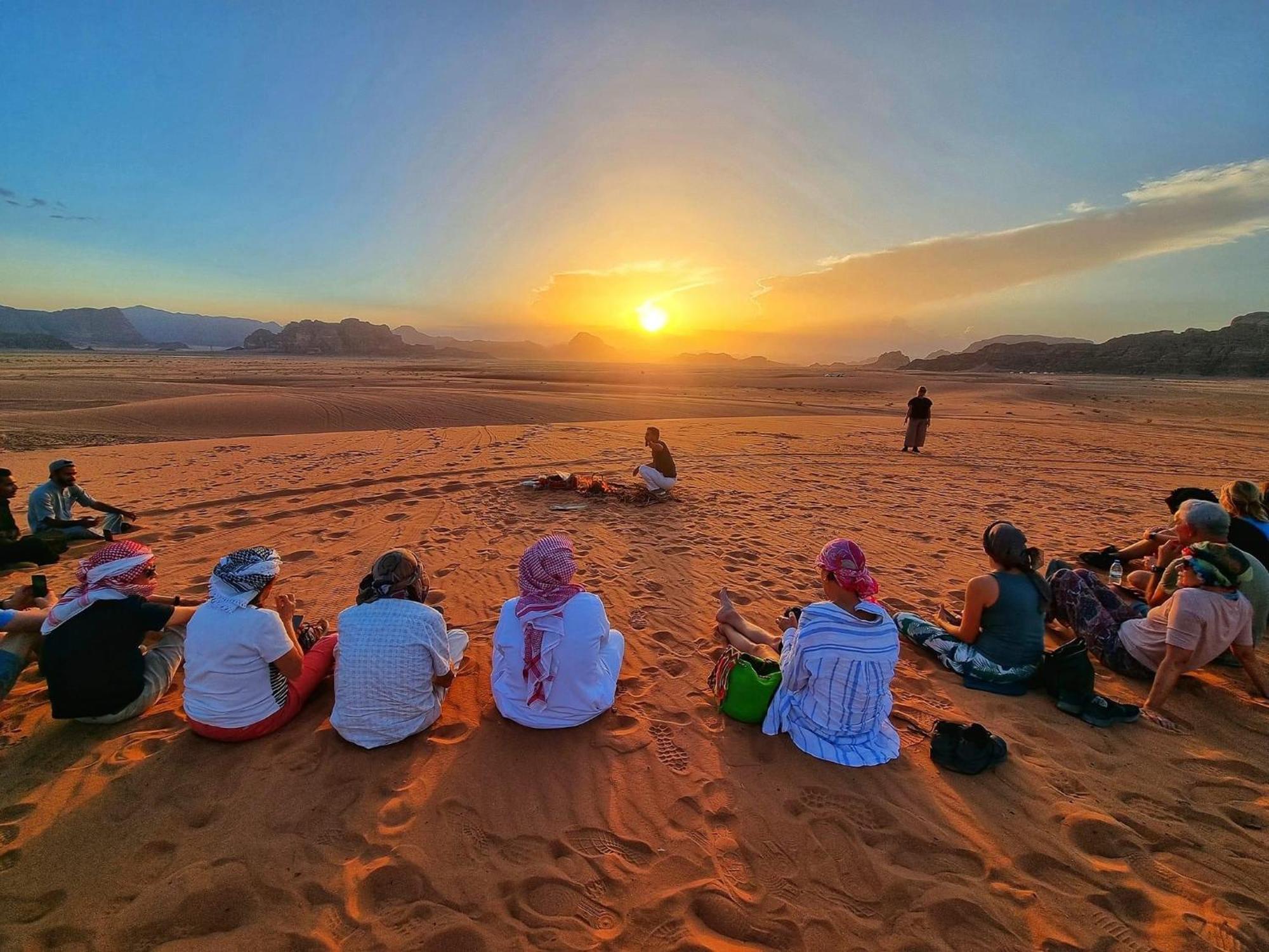 Tamim Luxury Wadi Rum Camp Bagian luar foto