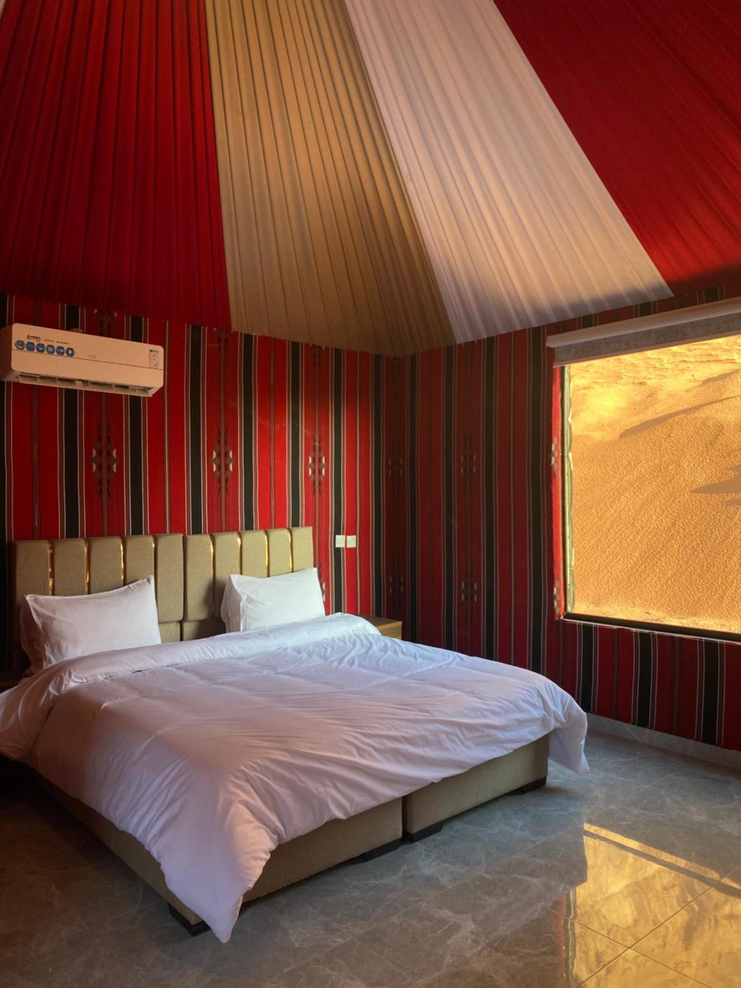 Tamim Luxury Wadi Rum Camp Bagian luar foto