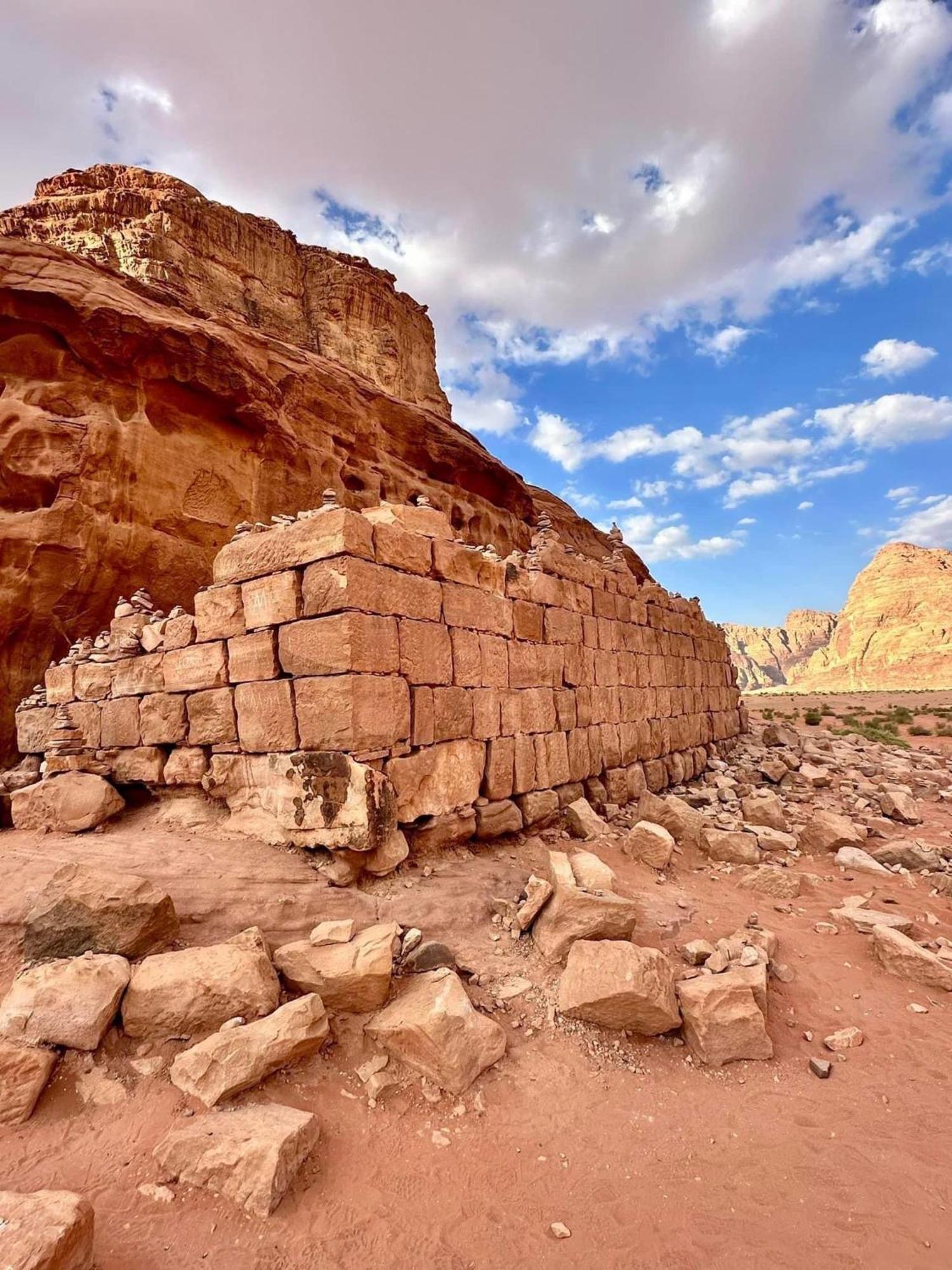 Tamim Luxury Wadi Rum Camp Bagian luar foto